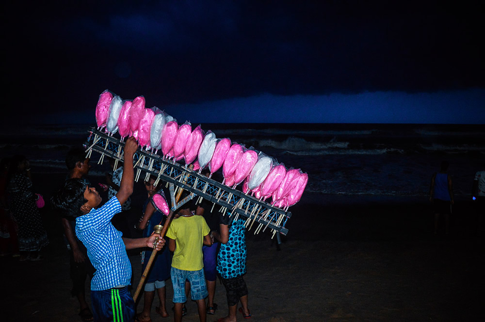 Beach Or Life: Photo Series By Indian Photographer Soumyabrata Roy